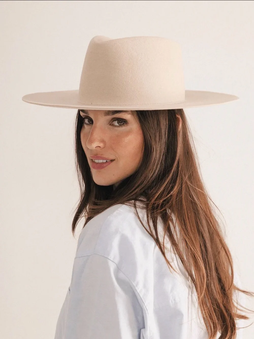 GIGI PIP Wide Brim Felt Fedora Hat in Beige